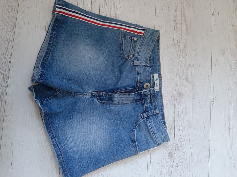 Szorty krótkie spodenki M butik