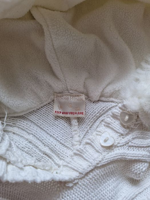 Kremowe poncho, narzutka rozmiar 74