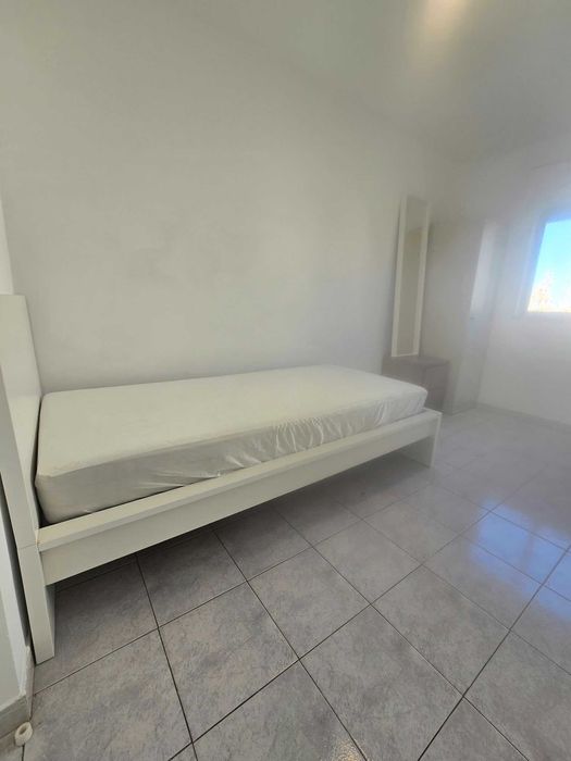 Alugo Quarto - Montijo
