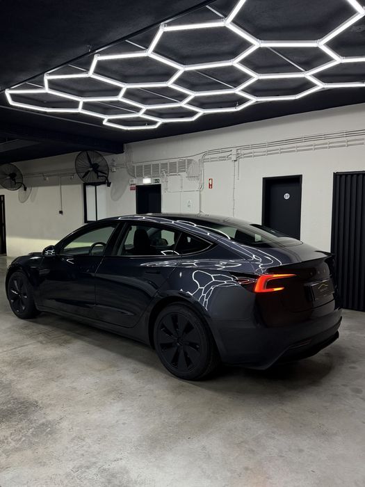 Tesla Model 3 LongRange Dual Motor Highland