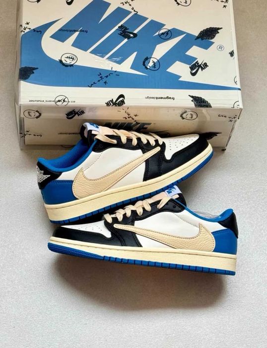 Jordan 1 Retro Low OG SP R.40