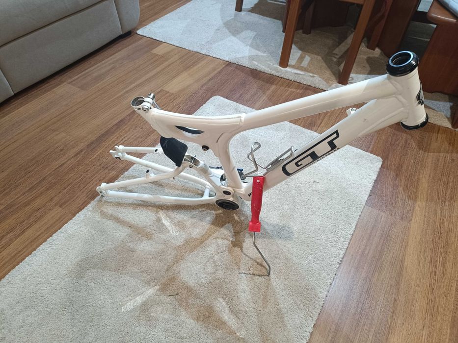 Quadro suspensão total GT I-drive