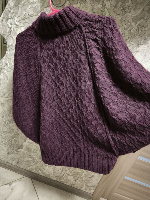 Пончо ручной вязки