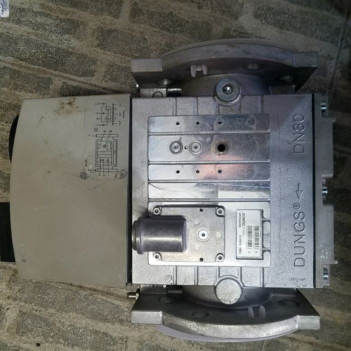 Клапан Dungs DMV 5080/12
