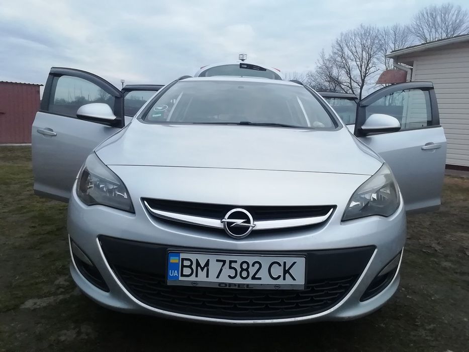 Opel Astra 2012 рік