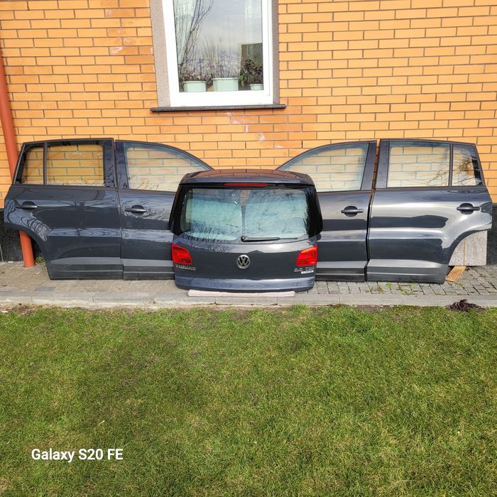 Tiguan Тигуан Тігуан двери