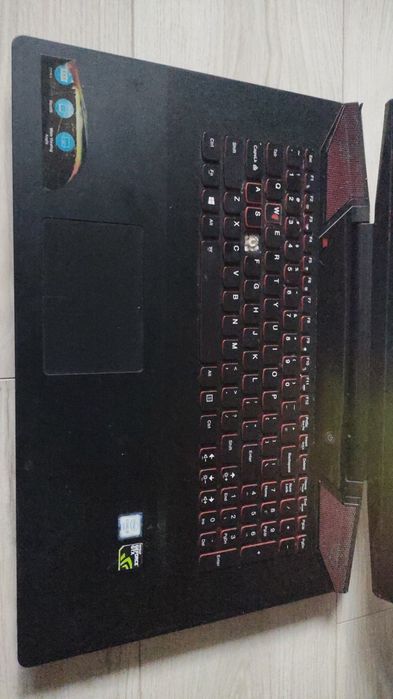 Laptop gamingowy Lenovo y700 i5, GTX960m