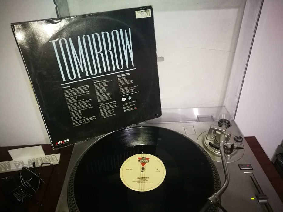 COMMUNARDS (Dance-Pop) - Tomorrow MAXI