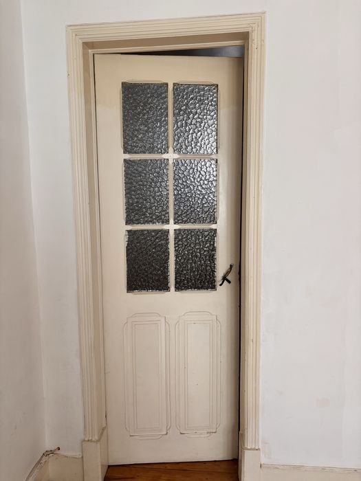 Porta Madeira Maciça com Vidro