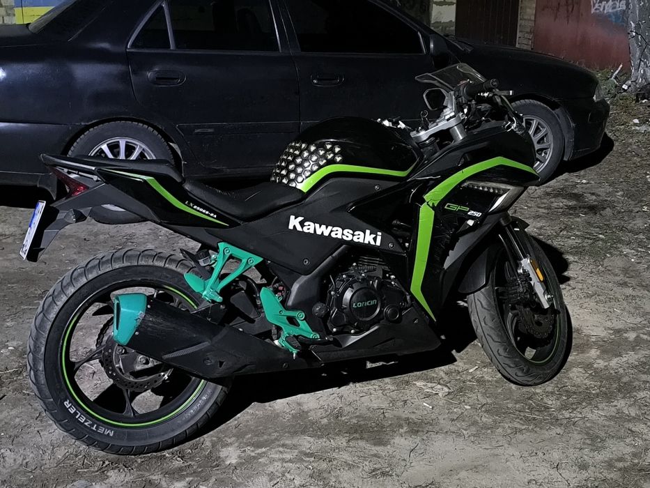 Продам Kawasaki loncin 1250CS 2A