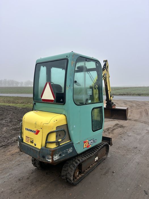 Minikoparla Yanmar B15-2