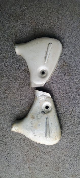 Osłony pokrywy  przedniego zawieszenia Simson sr2