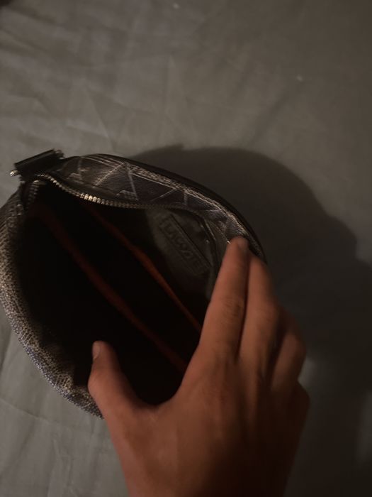 Bolsa lacoste preta