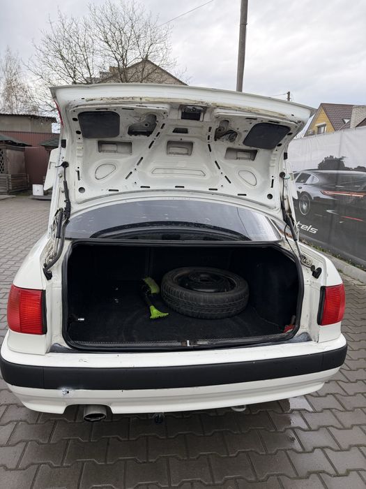 Audi 80 B4 2.0E газ/бензин