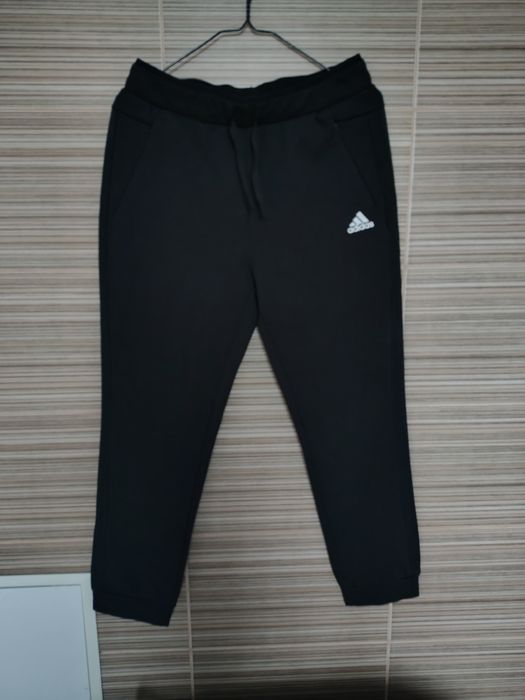 Жіночі спортивні штани Adidas L