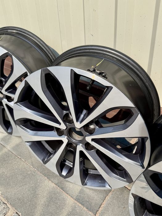 Диски з датчиками тиску renault zoe 50/52 r16 оригінал