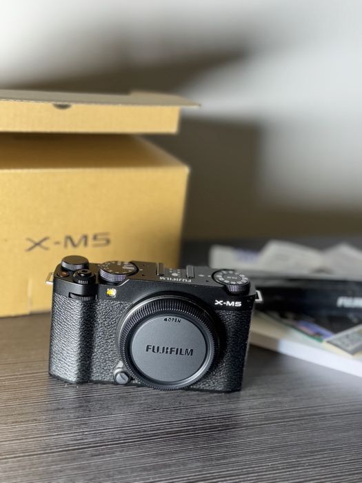 fujifilm xm1 - купити фототехніку, відеотехніку - Ціна на OLX.ua