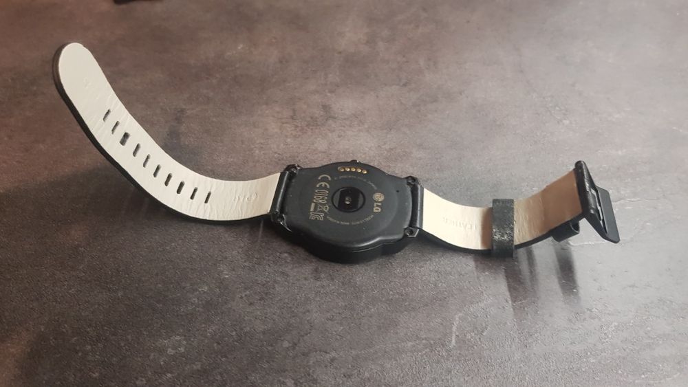 Smartwatche LG G watch R W110