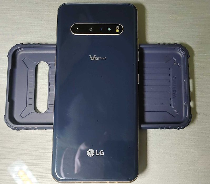 Смартфон  LG V60 ThinQ 5G флагман