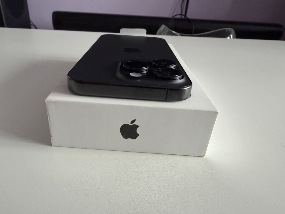 iPhone 15 Pro 256 GB Black Titanium – NOWY, wymieniony przez autoryzowany serwis Apple iMad
