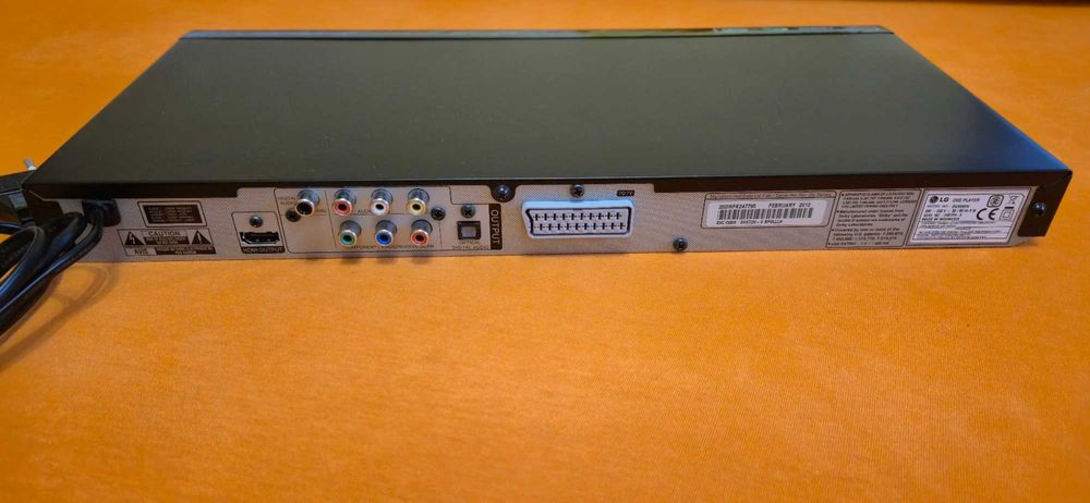 Odtwarzacz DVD LG DVX692H