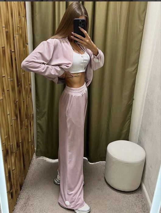 Велюровый Костюм