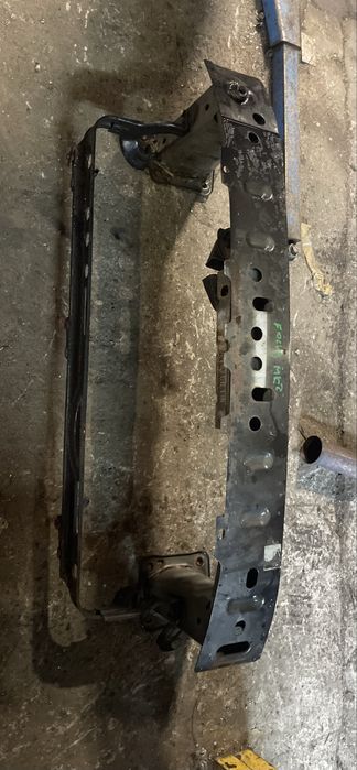 Ford focus mk2 belka zderzaka przód przednia ładna prosta