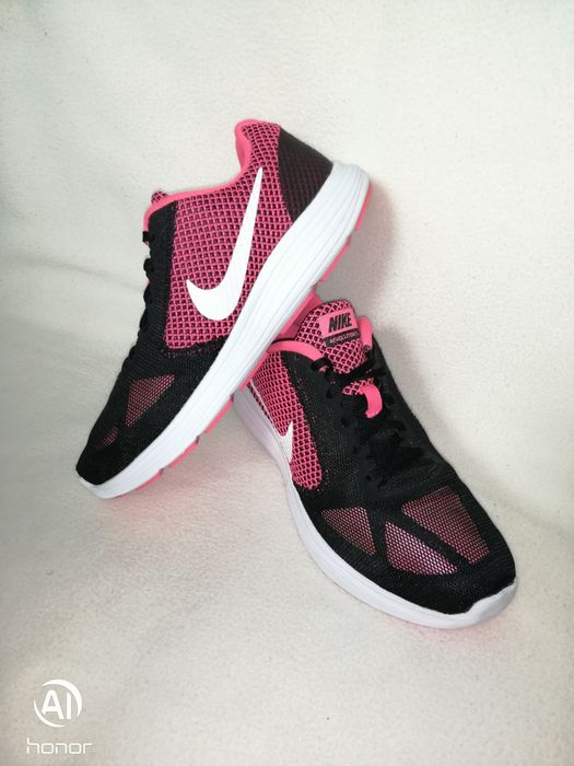 Nike Revolution 3 38,5 damskie biegowe damskie