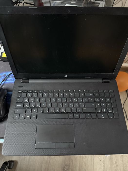 Ноутбук HP в робочому стані