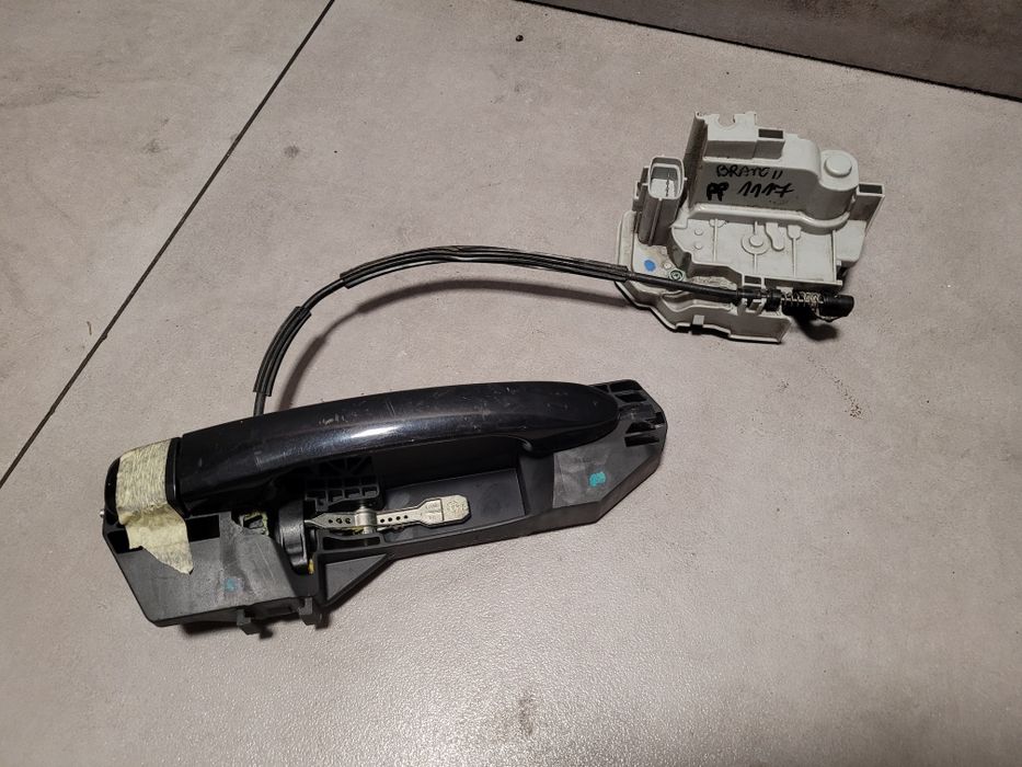 Zamek drzwi prawy przód klamka Fiat Bravo II 2