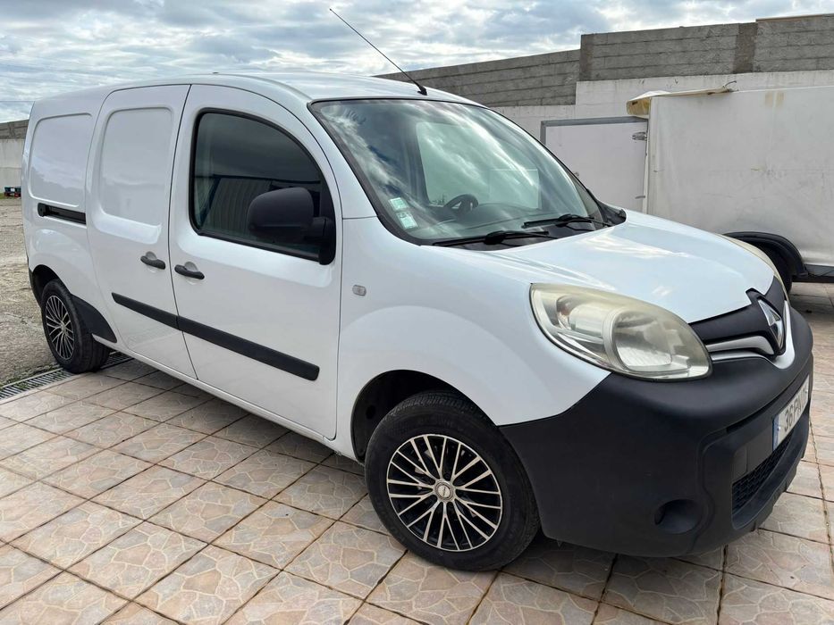 Renault Kangoo (caixa isotérmica com motor de frio)