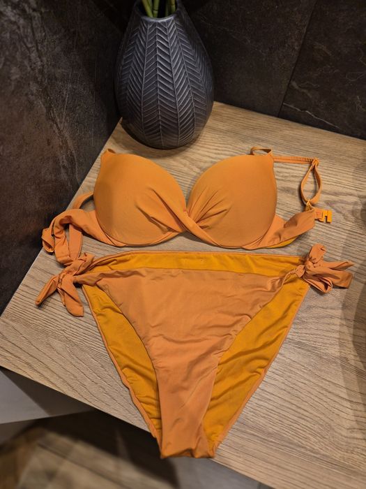 Calzedonia bikini super push up Indonesia Eco pomarańczowy 80B/75C/70D