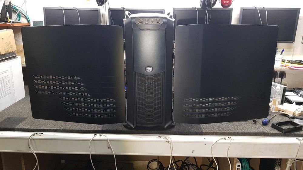 Obudowa PC  -  COSMOS II - Ultra Tower