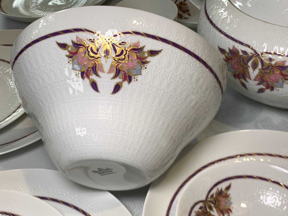 Столовый +чайный сервиз тарелки блюда тюринница Розенталь Германия