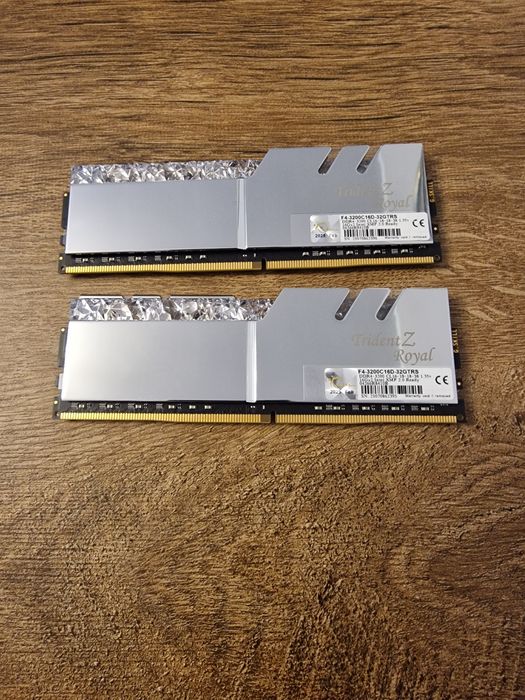 Ram TRIDENT Z ROYAL DDR4 3200 MHz cl 16