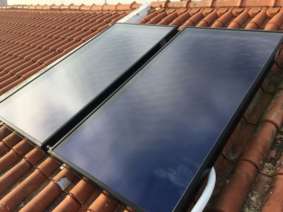 Painéis Solares Térmicos para Aquecimento de Águas Sanitárias