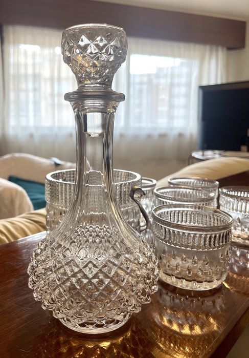 Cristal - Bottle + 5 Glasses + Ice Bucket. Never Used64751138189697121