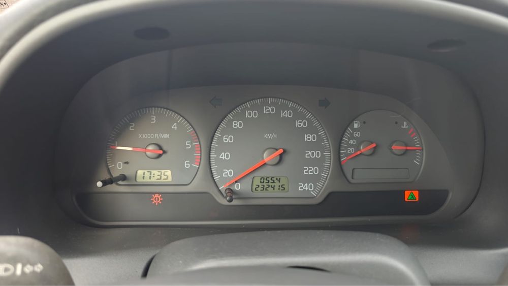 Volvo V40 1.9 диз 1999 рік авто машина для ЗСУ Військових