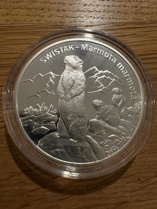 Sprzedam monetę z serii Zwierzęta świata: Świstak