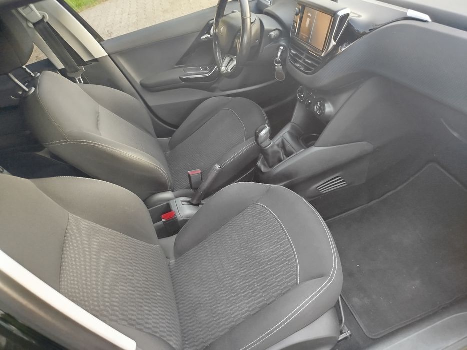 Peugeot 208 1.6HDI 2017/Econômico/Estimado