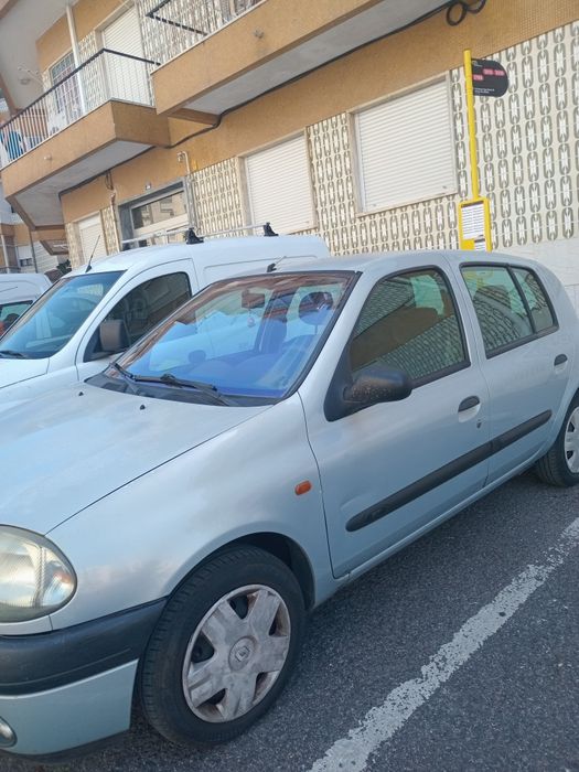 Renault  Clio 2 1998