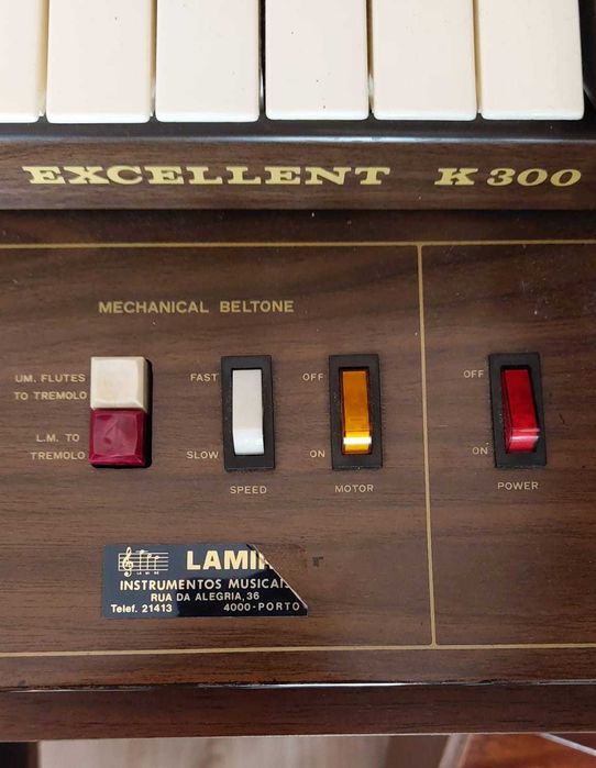 Órgão vintage Beltone Excellent K300 – 100% funcional