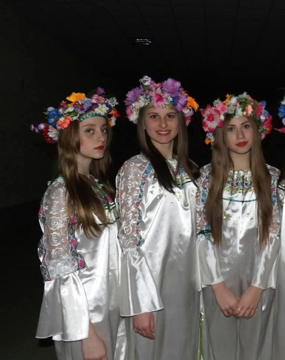 Різні Театральні та Танцювальні костюми