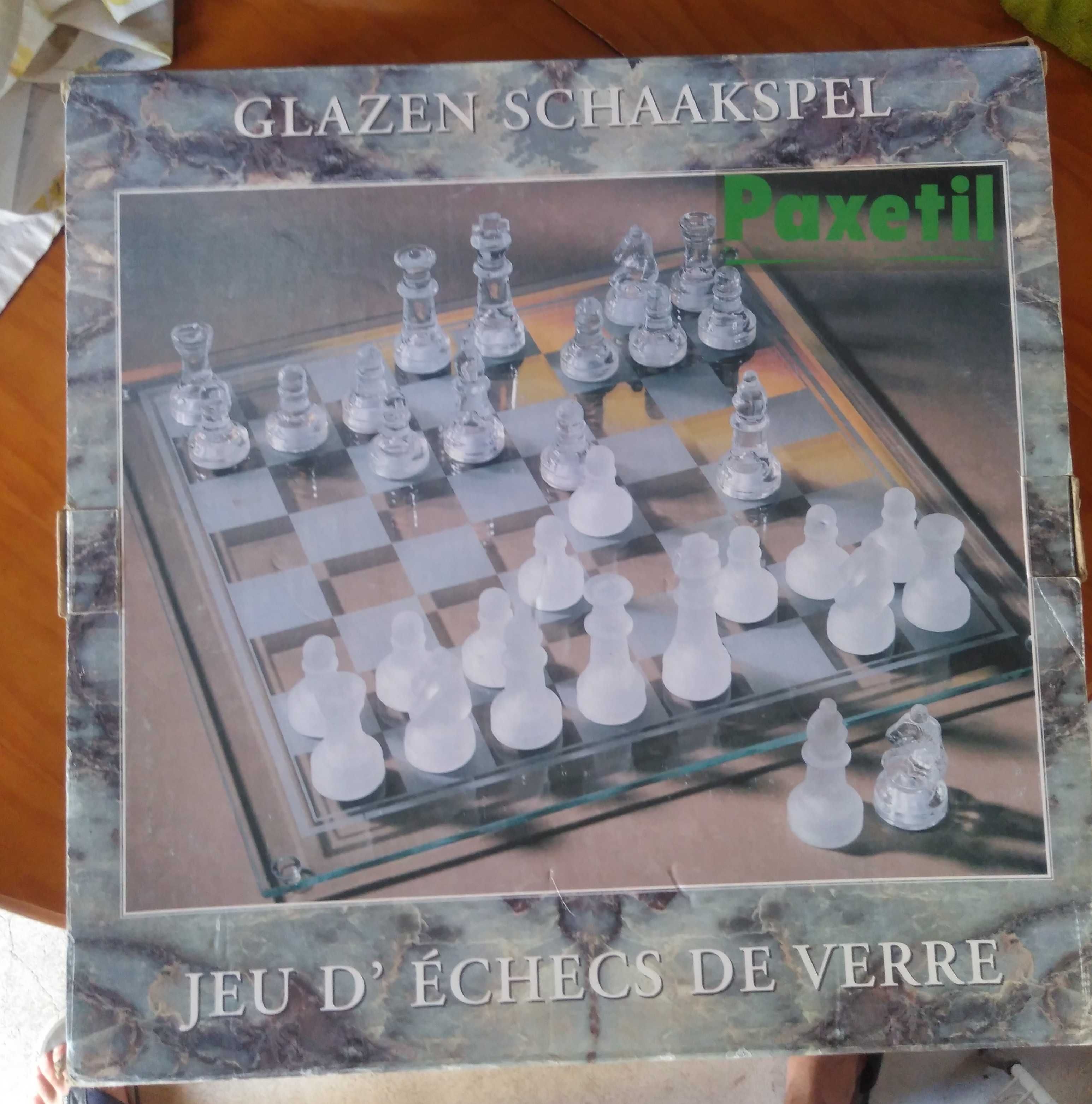 Jogo de Xadrez em Vidro Coimbra (Sé Nova, Santa Cruz, Almedina E São  Bartolomeu) • OLX Portugal