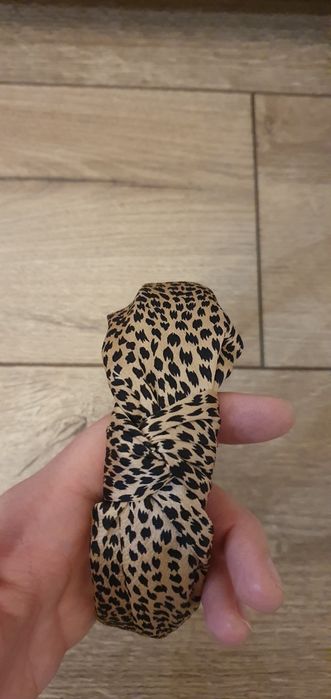 Opaska do włosów jak nowa