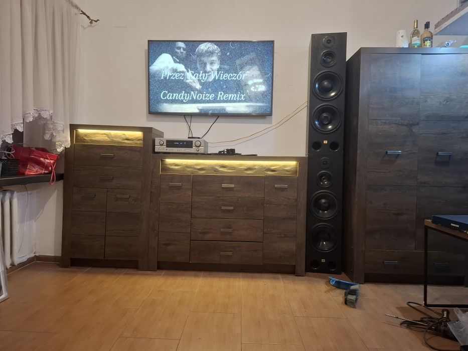 Sprzedam komplet mebli