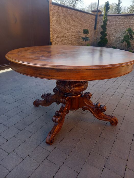 Столи та крісла. Італія.