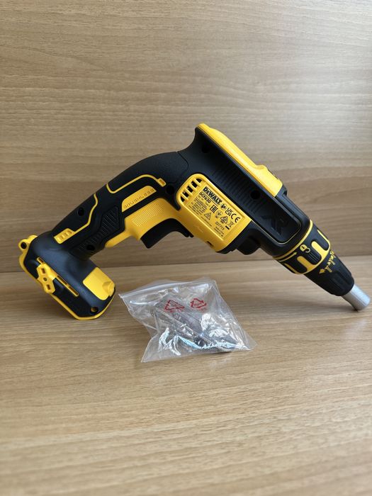 DeWalt DCF620 —  шуруповерт для монтажу гіпсокартону.
