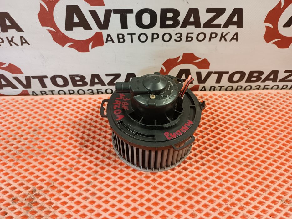 Моторчик пічки Mazda 3 BK Вентилятор печки Мазда 3 БК 894000-0