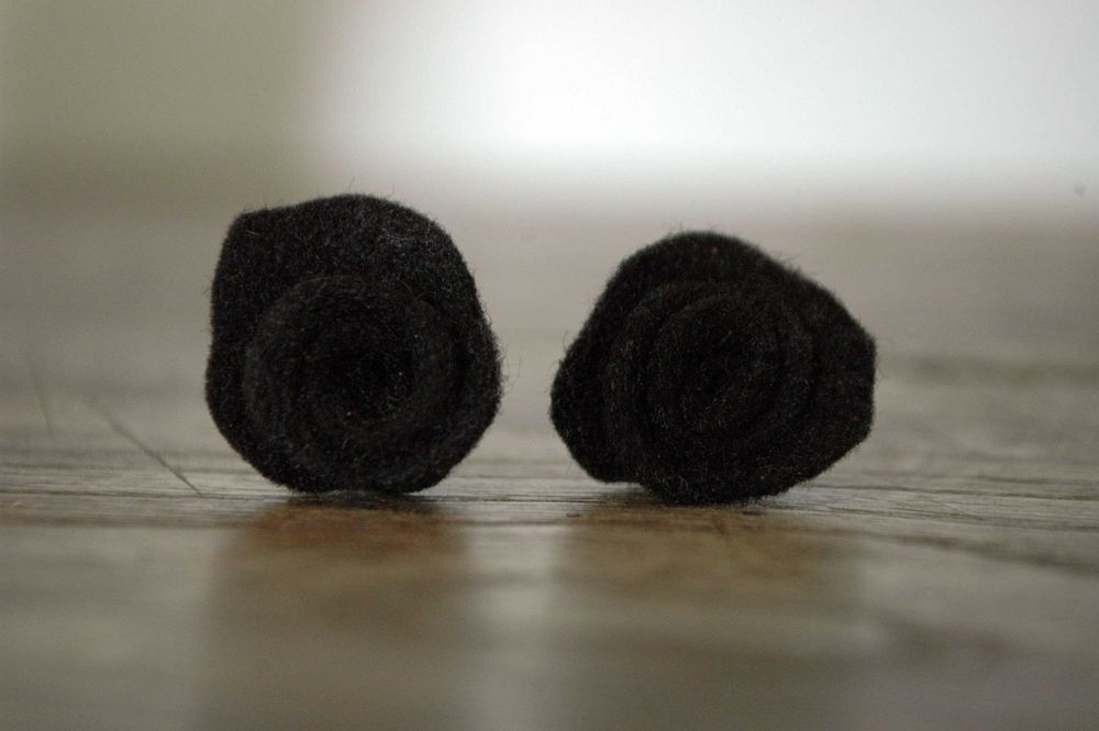 Brincos góticos florais